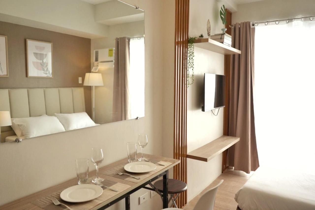 Quince Studio W/ Balcony Orochi Staycation Ph At Loop Tower Cdo Cagayan de Oro Ngoại thất bức ảnh