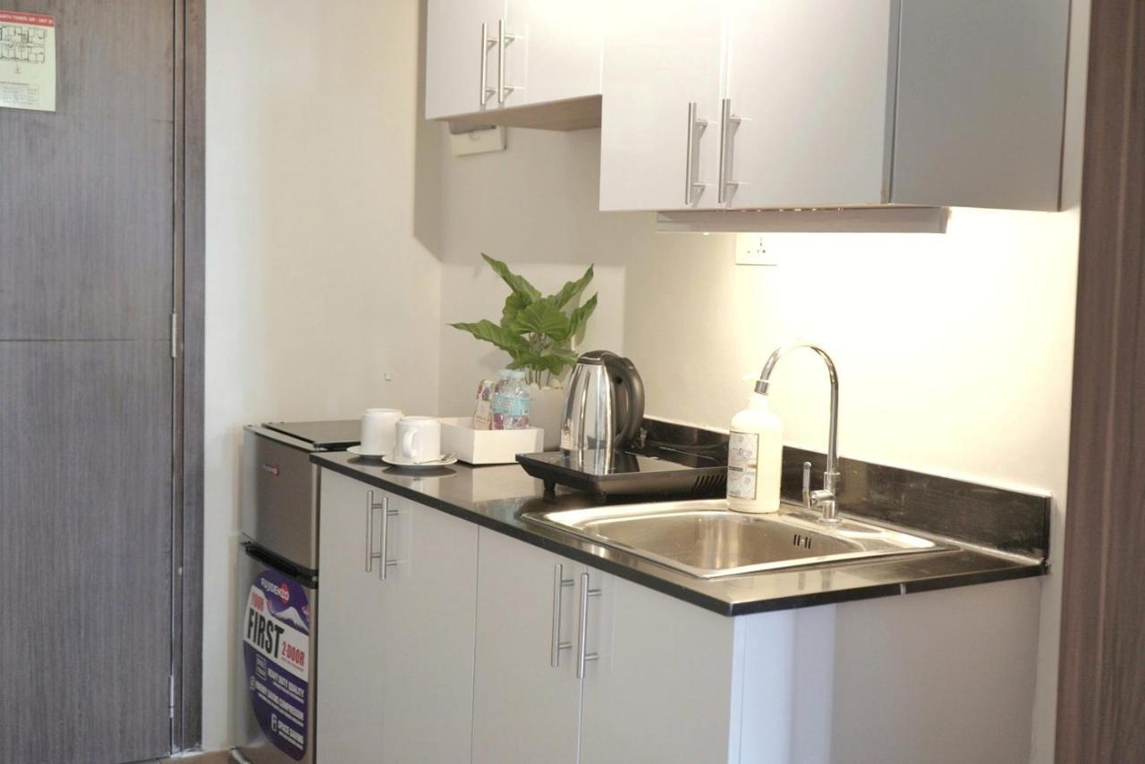 Quince Studio W/ Balcony Orochi Staycation Ph At Loop Tower Cdo Cagayan de Oro Ngoại thất bức ảnh
